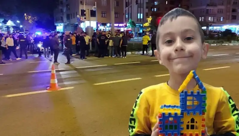 8 Yaşındaki Çocuk Kamyonetin Çarpması Sonucu Hayatını Kaybetti: Gözyaşları Sel Oldu