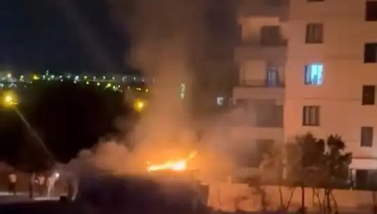 Elazığ'da Korkunç Yangın: Yüzlerce Tavuk Telef Oldu!