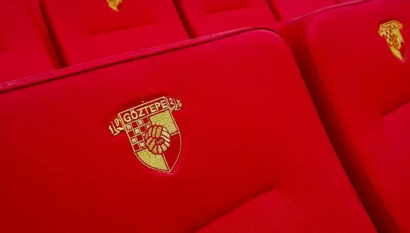 Göztepe, Geleceğin Yıldızı Junior Olaitan ile El Sıkıştı!