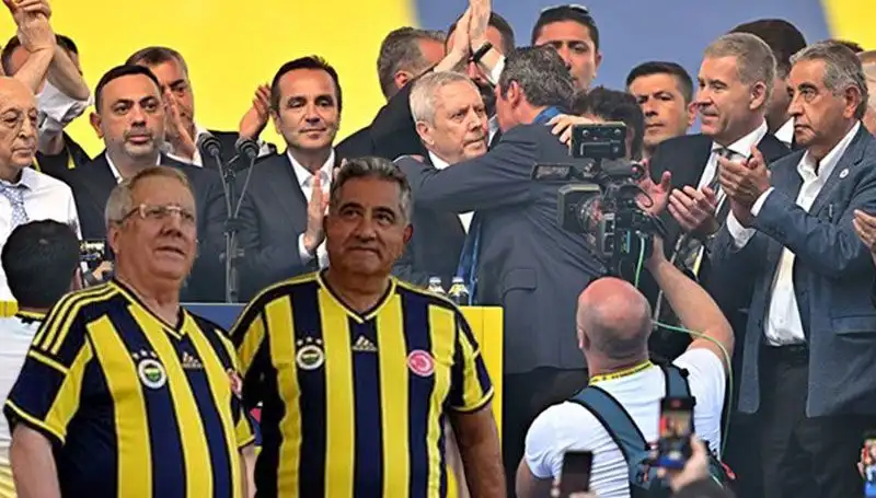 Aziz Yıldırım'ın Ekibinden Mahmut Uslu'dan Ali Koç'a Sürpriz İstifa Çağrısı