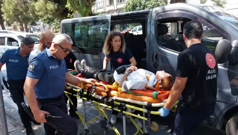 Samsun’da Feci Kaza: Minibüs Kamyona Çarptı, Yaralılar Var!