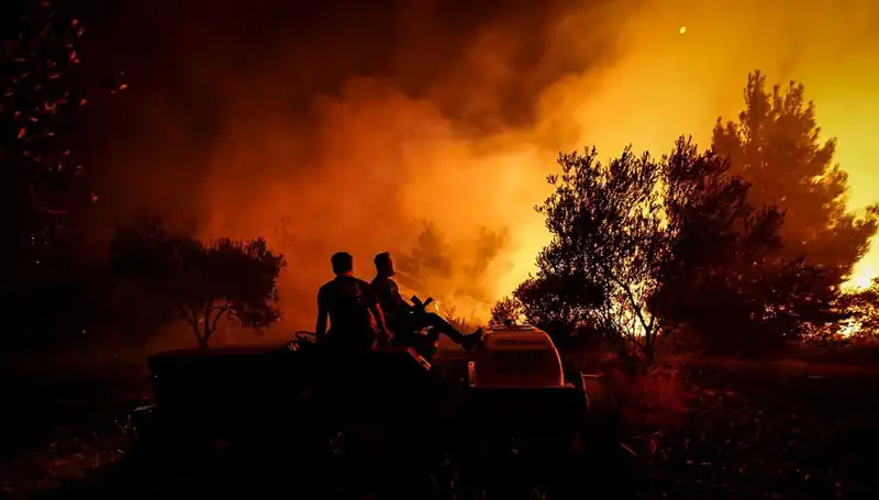 Çanakkale Orman Yangını: 785 Kişi Acil Tahliye Edildi!