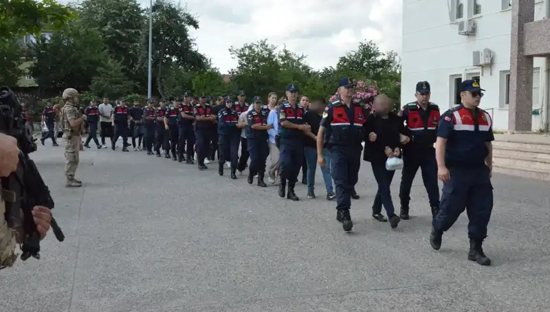Hacizli Araçları Yeniden Tasarlayıp Satışa Çıkardılar: Skandal Detayları!