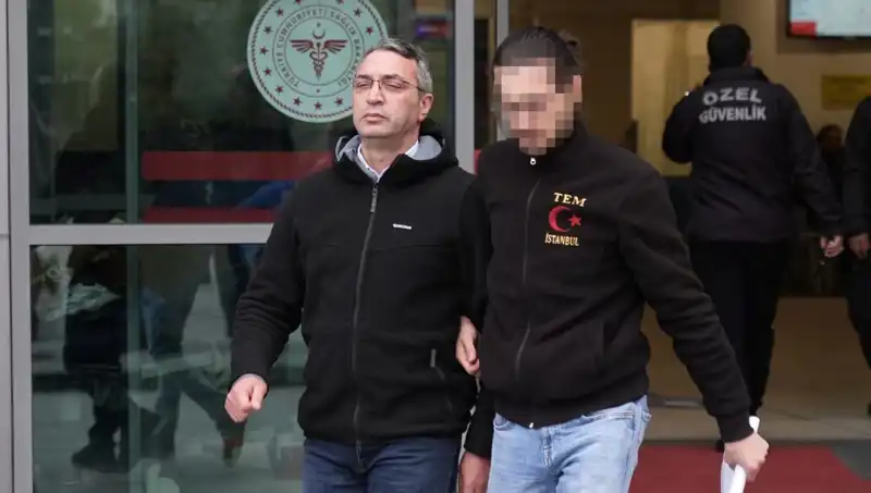 Ünlü Sanatçı Mahir Polat Hastaneye Sevk Edildi: Sebepler Ne?