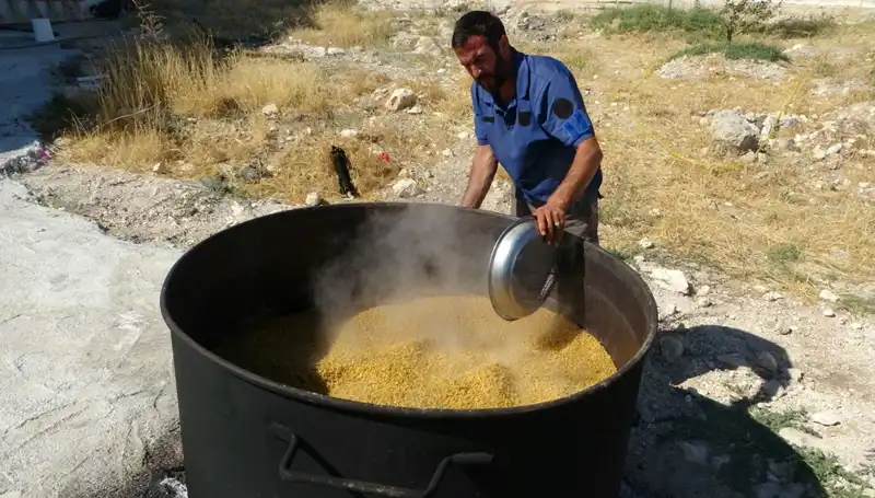 Her Yıl Eylül'de Son Bulan Geleneğin Başlangıcı: Kazanlar Kaynamaya Başladı!