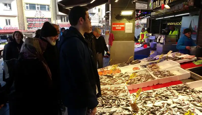 Hamsi Fiyatları Düşüyor, Karaborsa Olma Tehlikesi Yaşıyor!