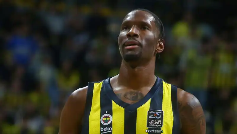 Nigel Hayes-Davis'in Yeni Takımı: Hedefler ve Beklentiler