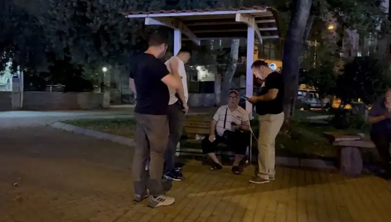 Kısmi Görme Kaybı Olan Adamın Telefonu Çalındı, Olay Şok Etti!