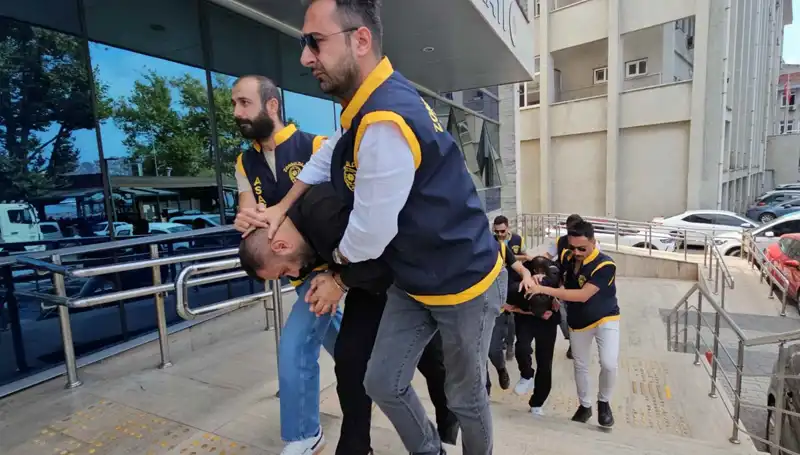 FETÖ Yalanıyla Milyonlarca Lira Vurgun: Olayın Perde Arkası
