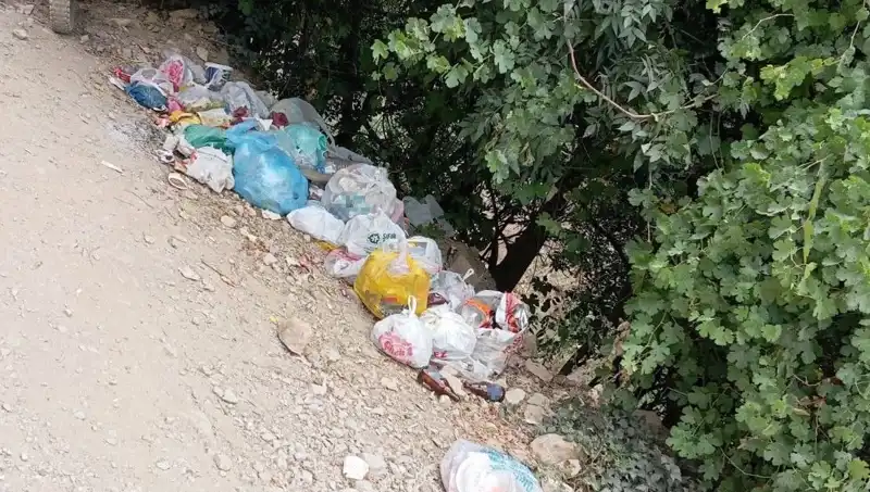 Kato Dağı'ndaki Kaval Şelalesi'nde Çöp Tepkisi: Doğanın Güzelliği Tehdit Altında