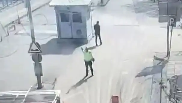 CHP Otobüs Şoförüne Verilen Ev Hapsi Siyasi Gündemi Sarstı