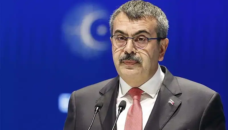 Bayramda Öğretmenlere Uzaktan Eğitim Müjdesi: Bakan Tekin'den Açıklama