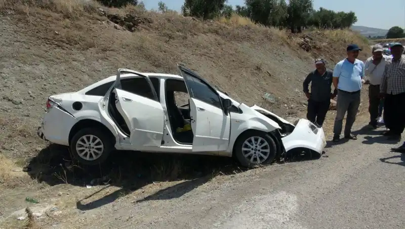 Kilis'te Otomobil Kazası: Çok Sayıda Yaralı ve Acil Ortamda Müdahale