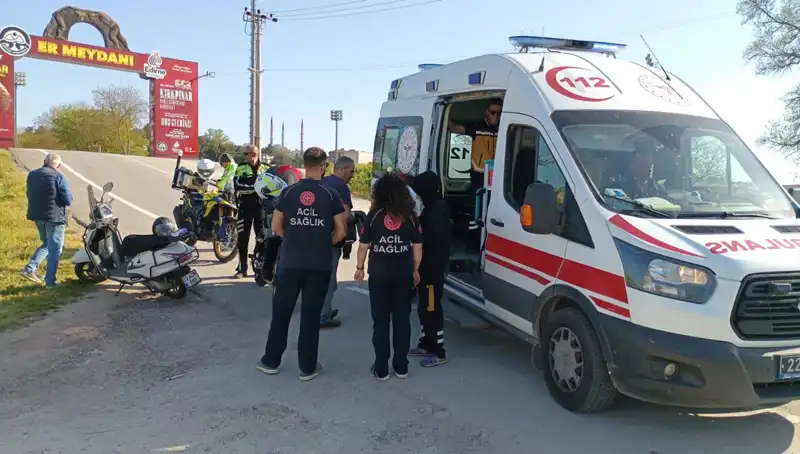 Edirne’de Motosiklet Kazası: Genç Hayatlarını Kaybettiler