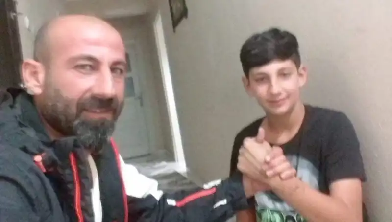 Çatı Tamiri Drama Dönüşünce: Baba ve Oğul Arasındaki Kırılma Noktası