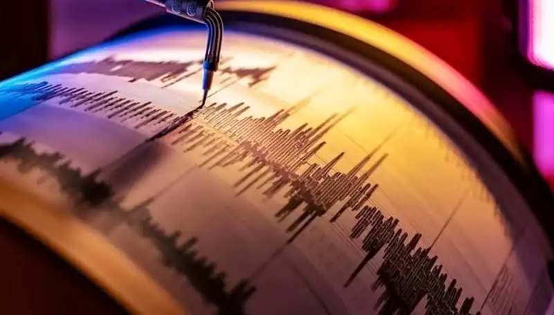 Kütahya'da Sarsıntı: 3,5 Büyüklüğündeki Deprem Paniğe Neden Oldu