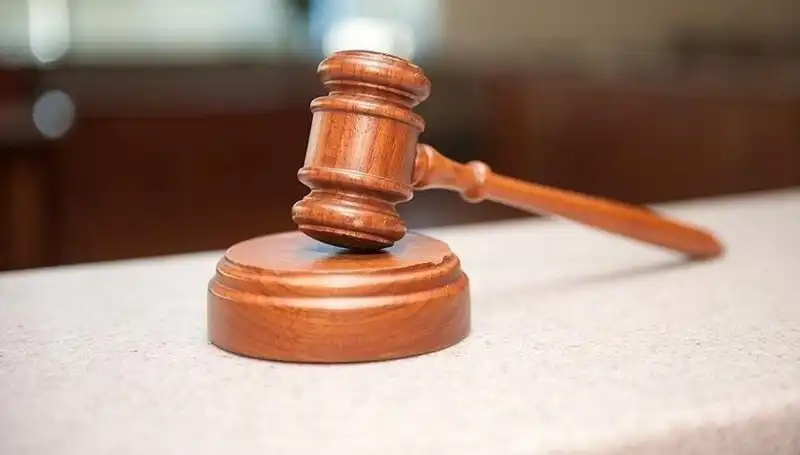 Evde Uyuşturucu Satışı: 8 Yıl 4 Ay Hapis Cezasıyla Yargılandı