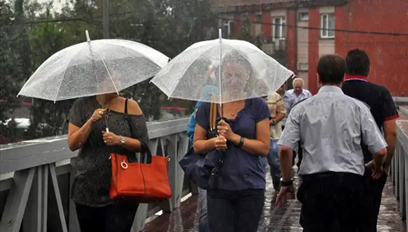 Sıcaklık Artıyor, Sağanak Yağışlar Bekleniyor: Hava Durumu Uyarıları